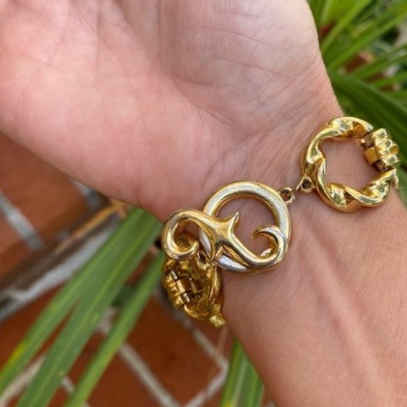 VTG GIVENCHY Gold Tone Link Bracelet - Picture 4 of 8